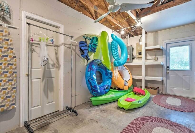 Riverfront Dunnellon Home W/ Dock & Solarium!