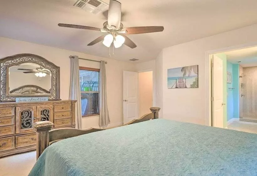 Cape Coral Home W/ Lanai < 1 Mi To Boat Ramp!