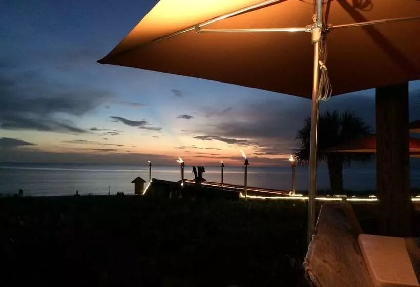 Superb Naples Home W/ Den & Private Saltwater Pool