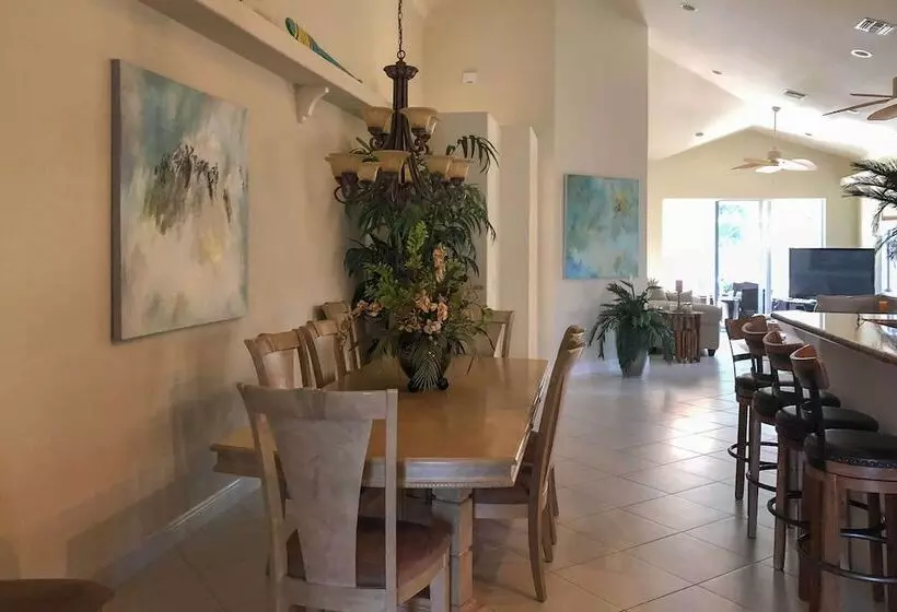 Superb Naples Home W/ Den & Private Saltwater Pool