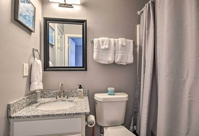 Veteran Owned Family Home Near Fort Jackson!