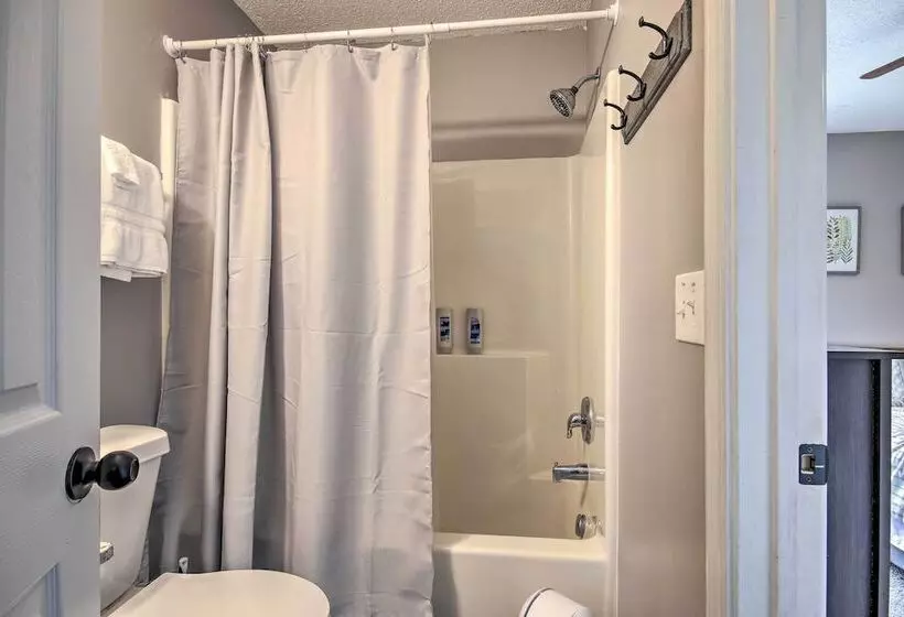 Veteran Owned Family Home Near Fort Jackson!