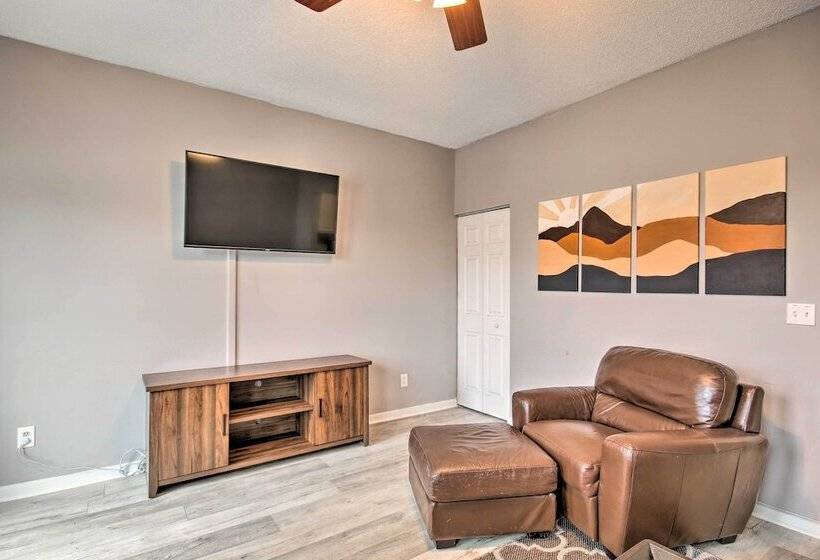 Veteran Owned Family Home Near Fort Jackson!