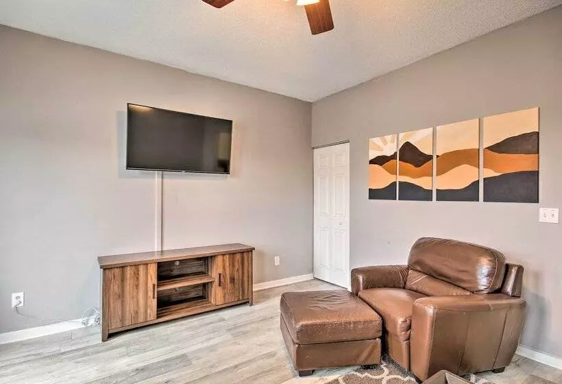 Veteran Owned Family Home Near Fort Jackson!