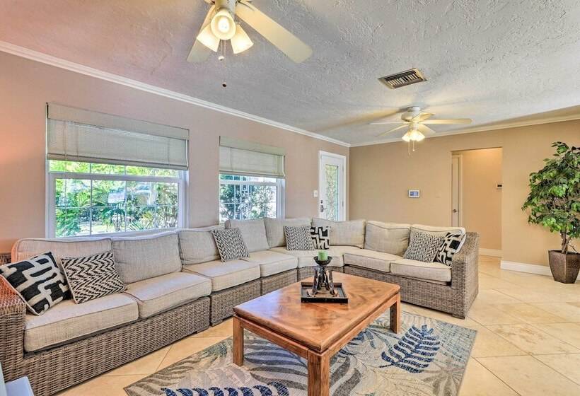 Waterfront Palmetto Home W/ Pool, Dock & Kayaks!