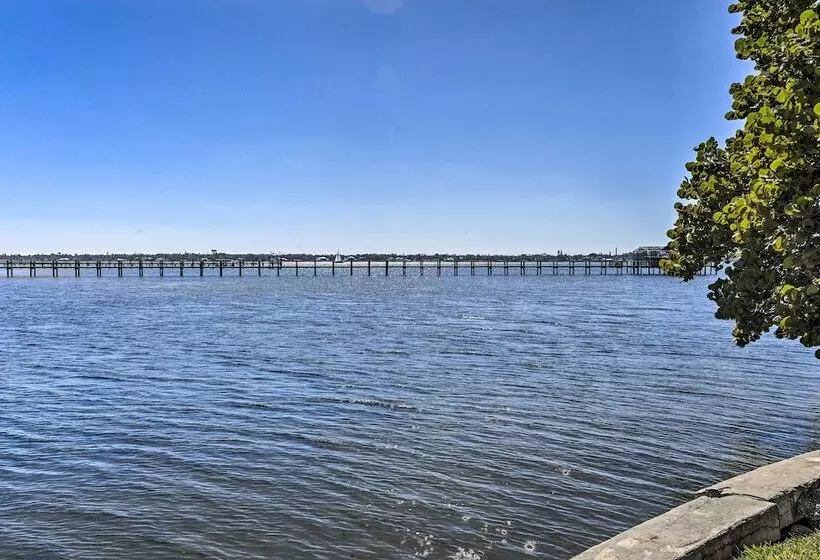 Waterfront Palmetto Home W/ Pool, Dock & Kayaks!