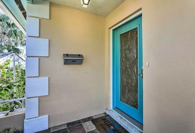 Waterfront Palmetto Home W/ Pool, Dock & Kayaks!