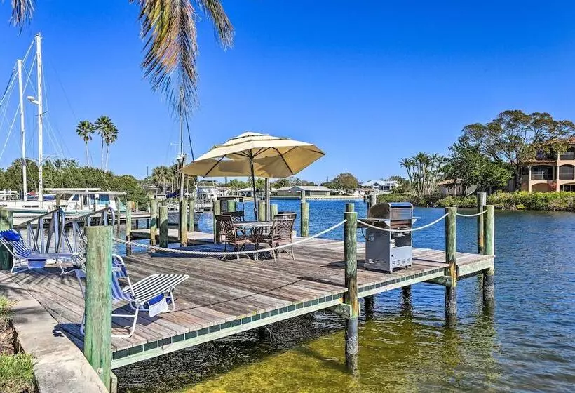 Waterfront Palmetto Home W/ Pool, Dock & Kayaks!
