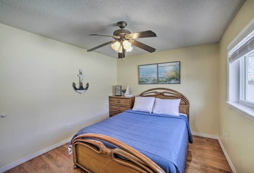 Waterfront Tampa Oasis W/ Outdoor Bar & Grill