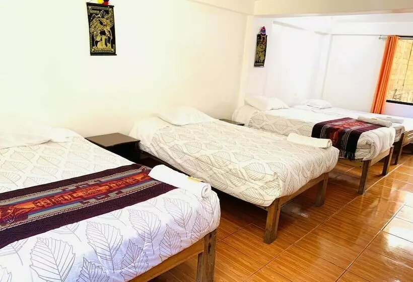 ユースホステル Hostal Sinchiroca Machupicchu