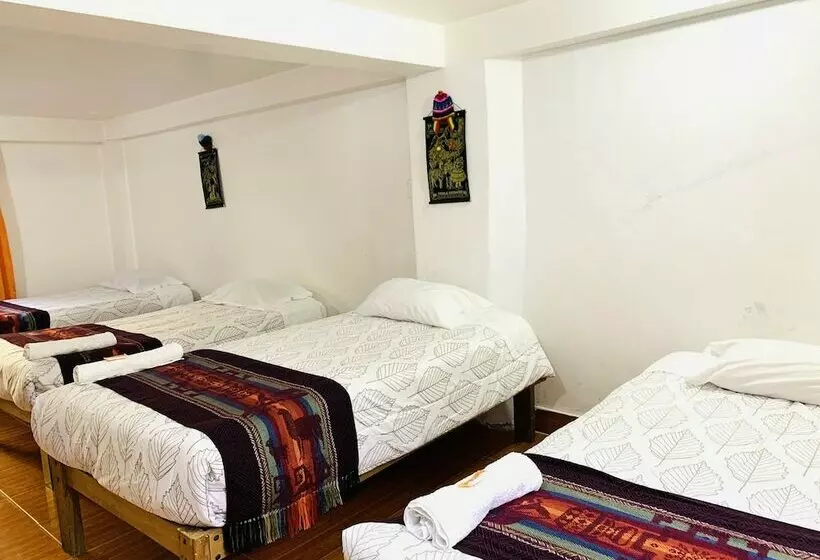 ユースホステル Hostal Sinchiroca Machupicchu