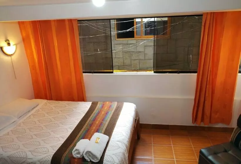 ユースホステル Hostal Sinchiroca Machupicchu