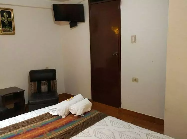 ユースホステル Hostal Sinchiroca Machupicchu