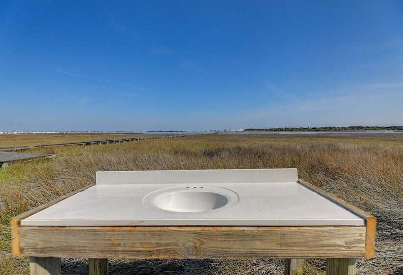Atlantic Beach Home By Fort Macon State Park