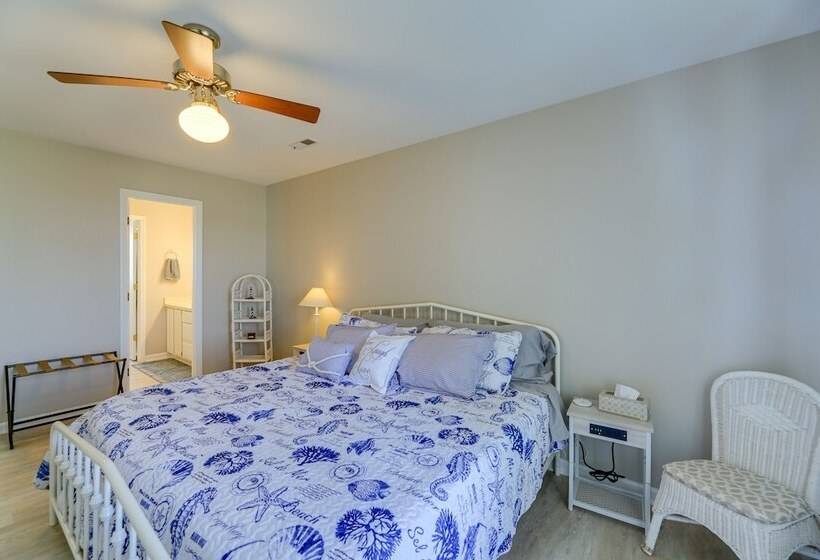 Atlantic Beach Home By Fort Macon State Park