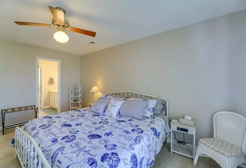 Atlantic Beach Home By Fort Macon State Park