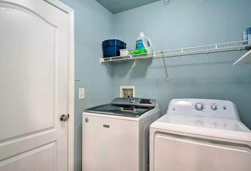 15 Mi To Beach: Home W/ Pool In Cape Coral