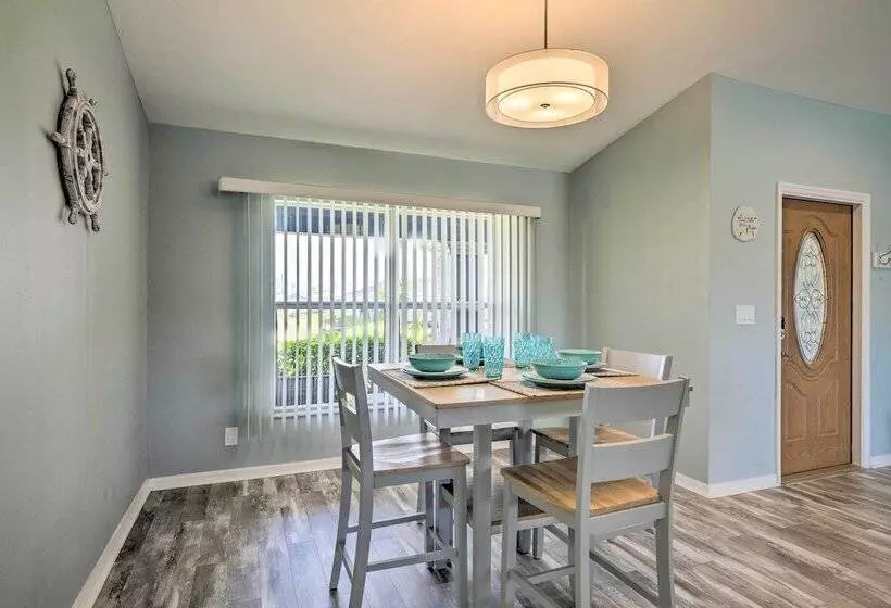 15 Mi To Beach: Home W/ Pool In Cape Coral