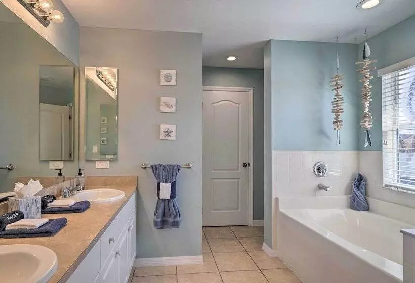 15 Mi To Beach: Home W/ Pool In Cape Coral