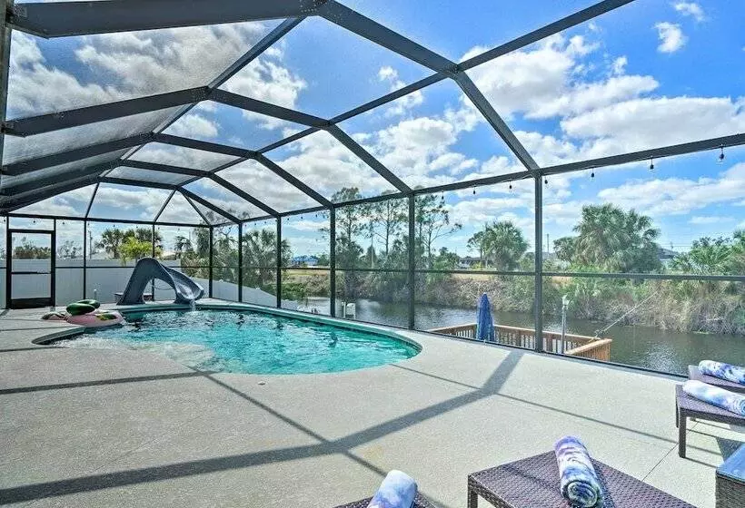 15 Mi To Beach: Home W/ Pool In Cape Coral