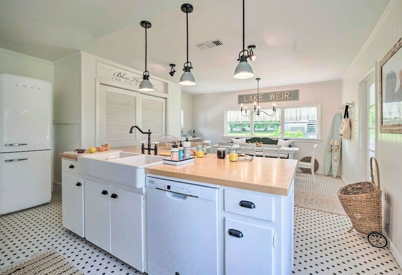 Lake Weir Escape W/ Amazing Sunsets!