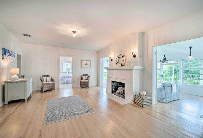 Lake Weir Escape W/ Amazing Sunsets!