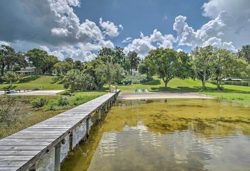 Lake Weir Escape W/ Amazing Sunsets!