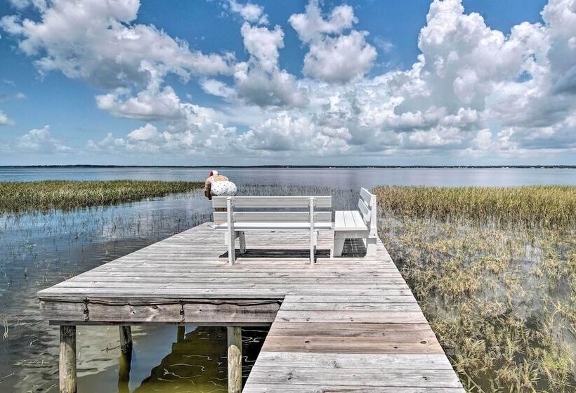 Lake Weir Escape W/ Amazing Sunsets!