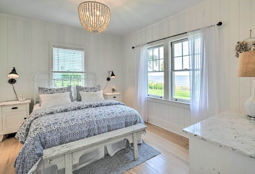 Lake Weir Escape W/ Amazing Sunsets!