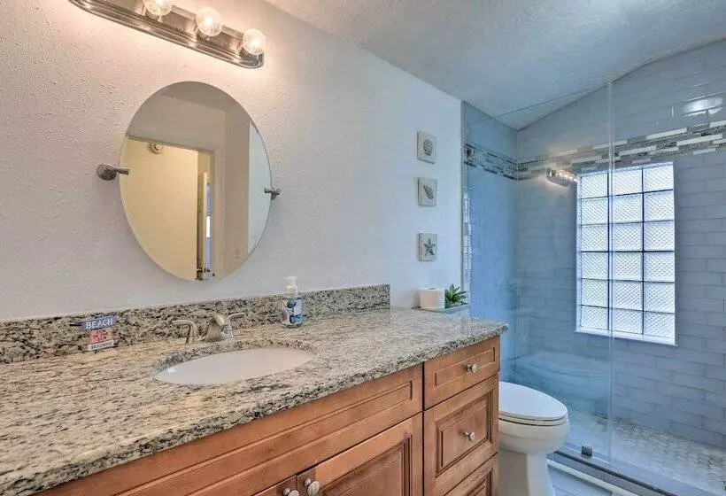 Bright Ruskin Home < 2 Mi To Beach & Marina!