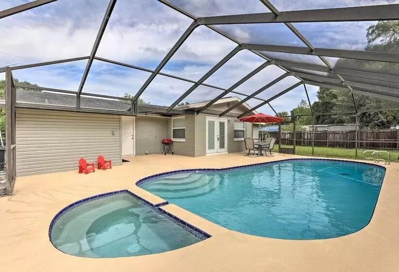 Bright Ruskin Home < 2 Mi To Beach & Marina!