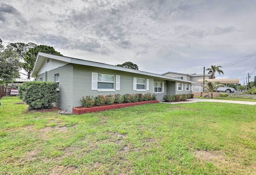 Bright Ruskin Home < 2 Mi To Beach & Marina!