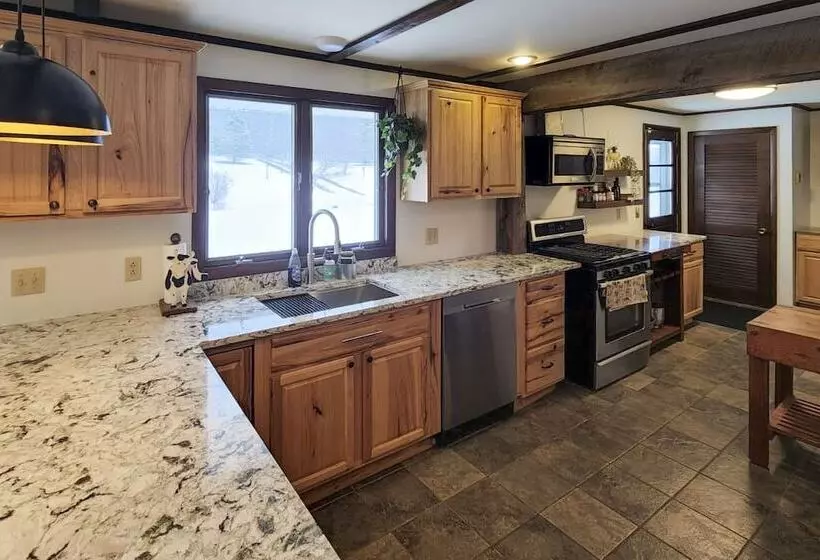 Burlington Flats House < 13 Mi To Cooperstown!