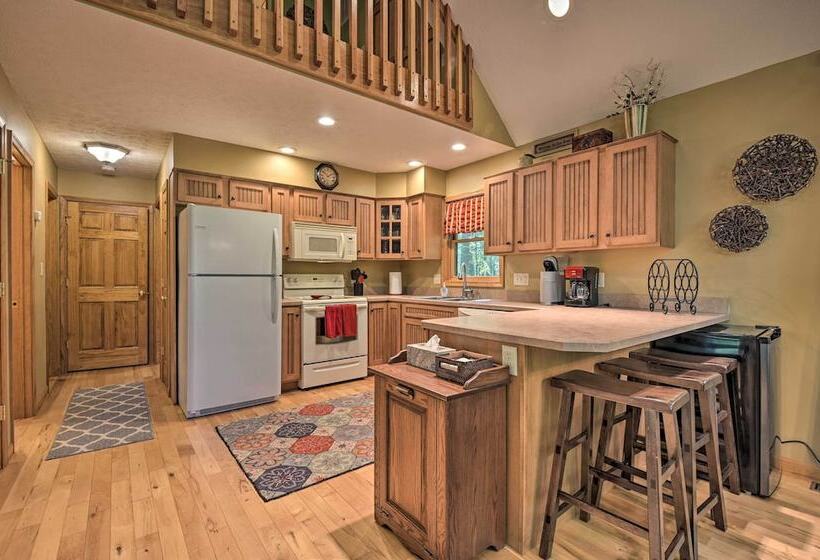 Cacapon River Cabin W/ Private River Access!