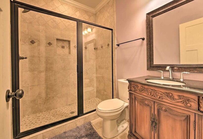 2 Mi To Dtwn: Home In Noda District Near Unc!