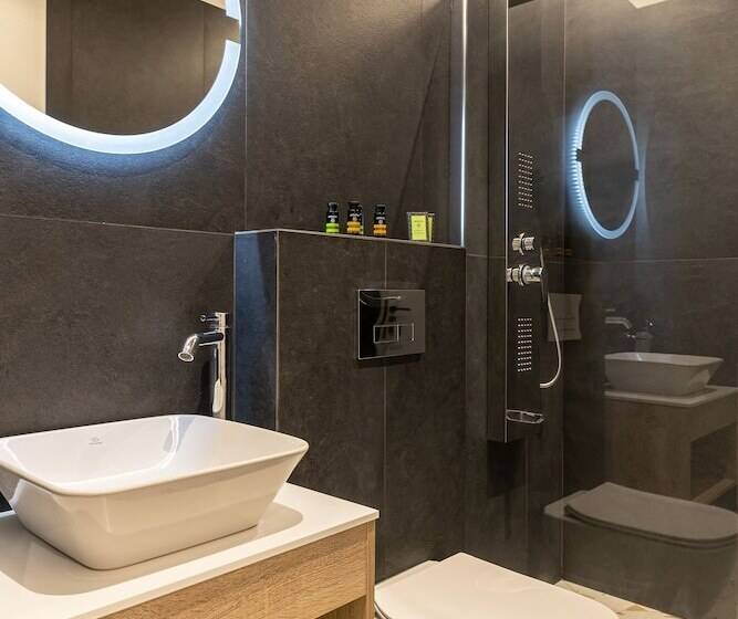 City Hill Luxury Apartments