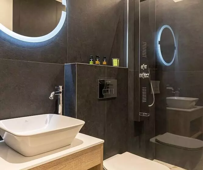 City Hill Luxury Apartments