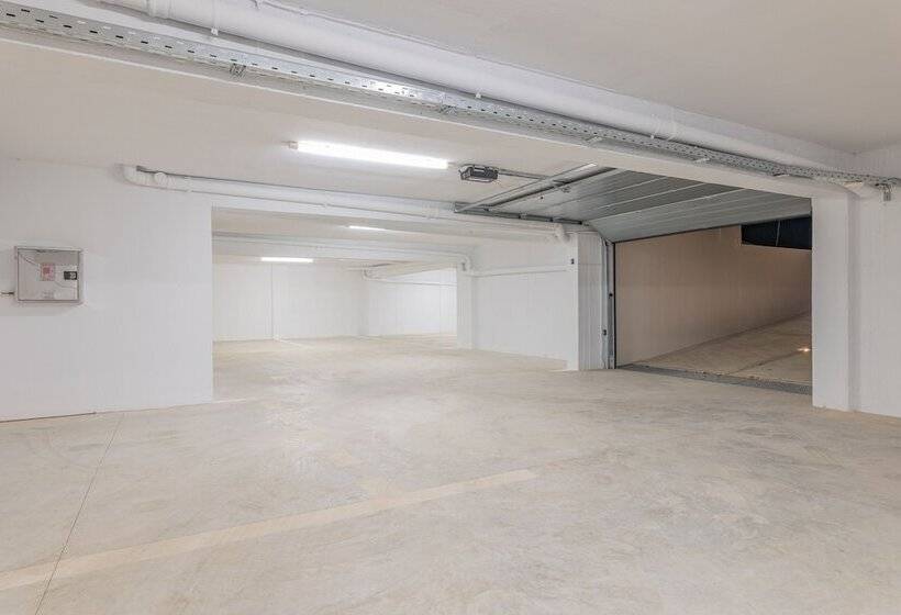 City Hill Luxury Apartments