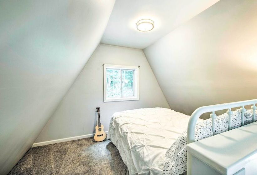 Cozy Northville Home W/ Dock, Lake Access & Views!