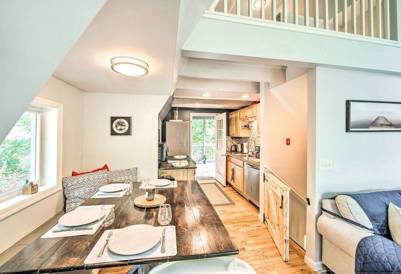 Cozy Northville Home W/ Dock, Lake Access & Views!