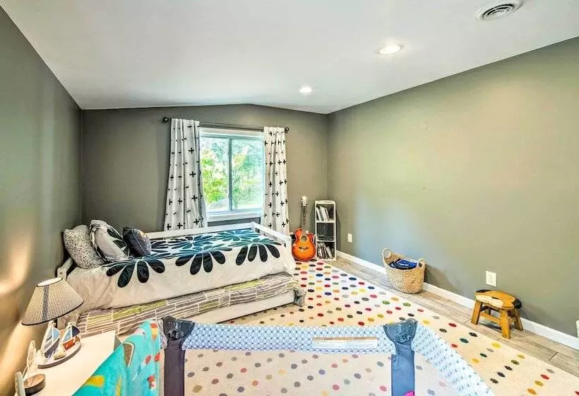 Cozy Northville Home W/ Dock, Lake Access & Views!