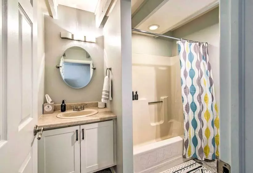 Cozy Northville Home W/ Dock, Lake Access & Views!