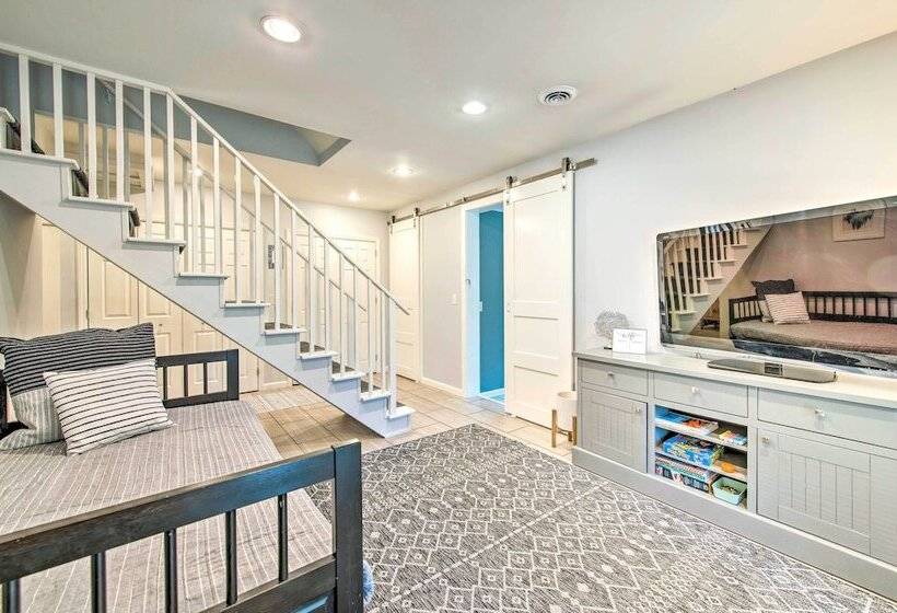 Cozy Northville Home W/ Dock, Lake Access & Views!