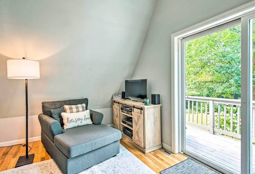 Cozy Northville Home W/ Dock, Lake Access & Views!