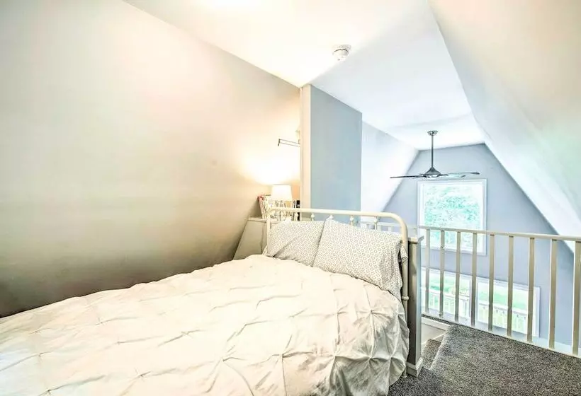 Cozy Northville Home W/ Dock, Lake Access & Views!