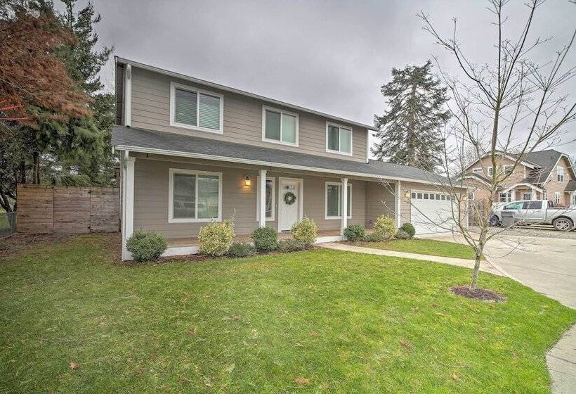 Enumclaw Home 60 Mi To Mount Rainier!