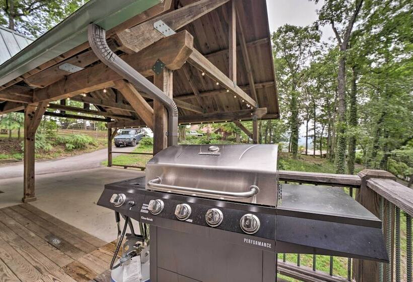 Franklin Cabin Surrounded By Smoky Mountains!