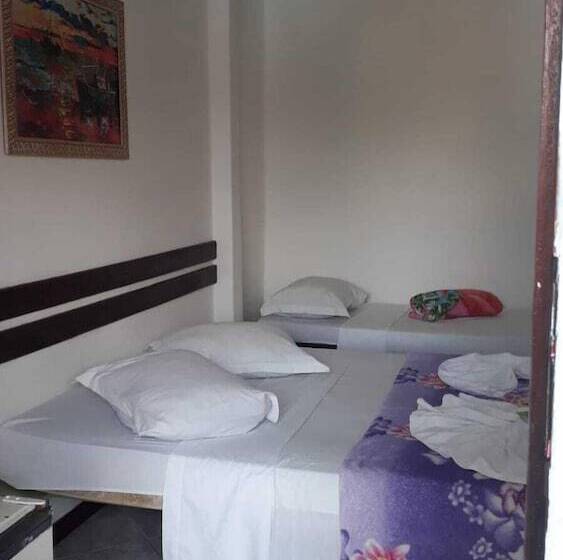 مسافرخانه Pousada Bella Spiaggia