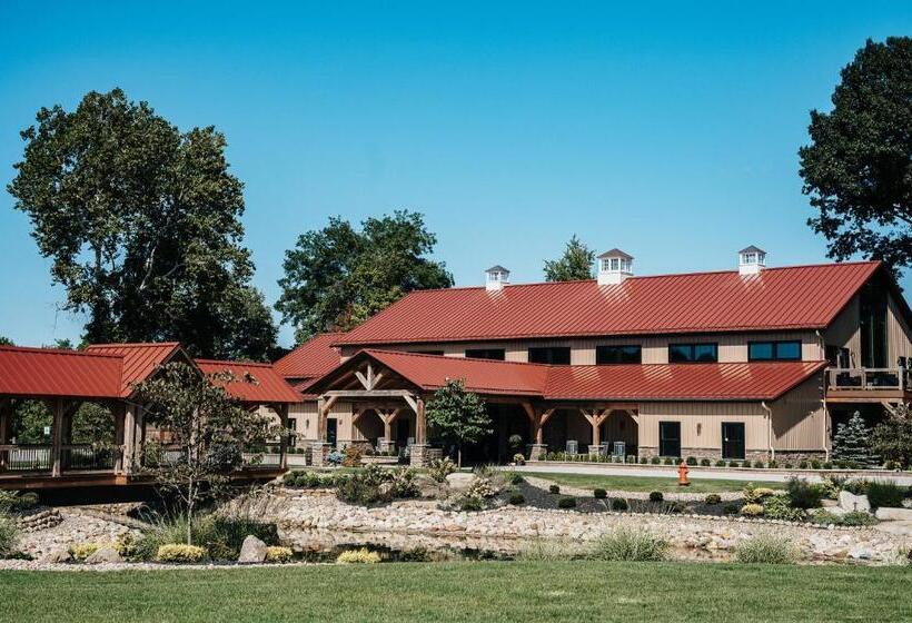 簡易ホテル Tall Oaks Resort