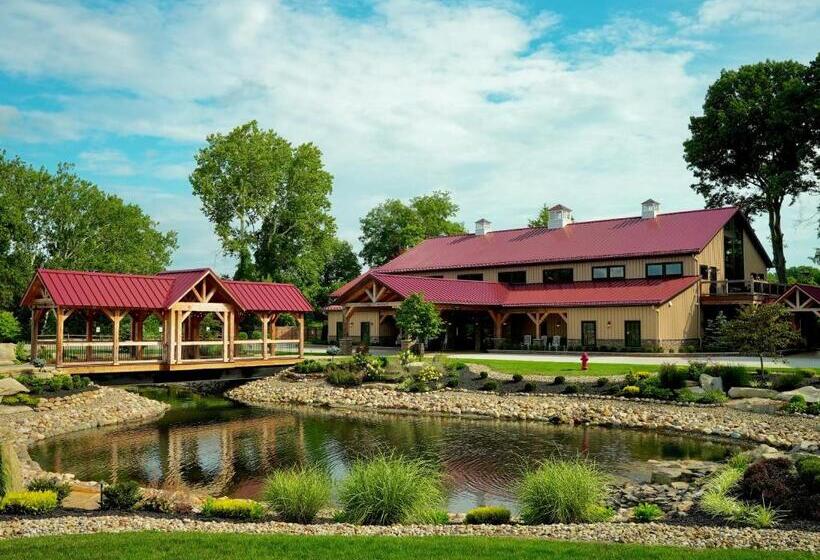 簡易ホテル Tall Oaks Resort